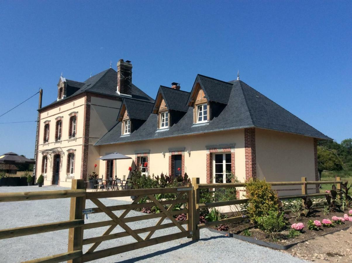Chambres "Le Tirel " Reux Esterno foto